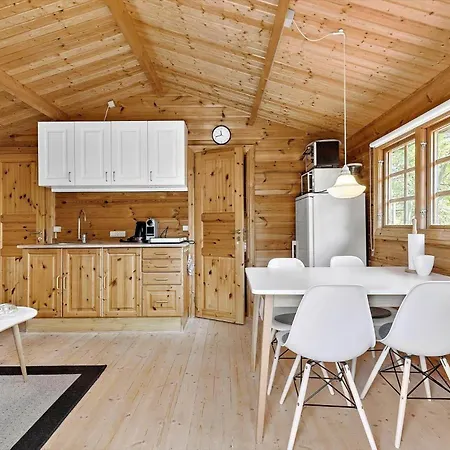 1491-aakirkeby-poserekrogen-20 Hébergement de vacances