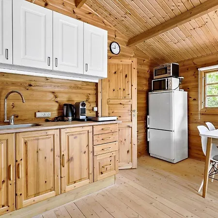 1491-aakirkeby-poserekrogen-20 Hébergement de vacances *