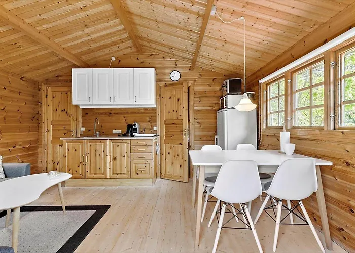 1491-aakirkeby-poserekrogen-20 Hébergement de vacances